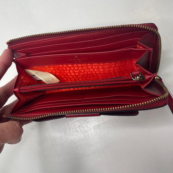 KATE SPADE Matthew Street Nisha Wallet - Picture 2 of 3